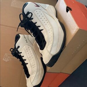 Nike Mens White and Black Flight Sneakers
